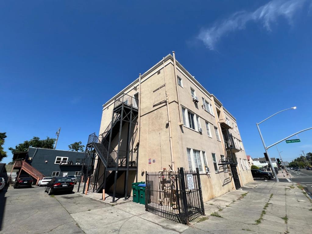 545 N California Street