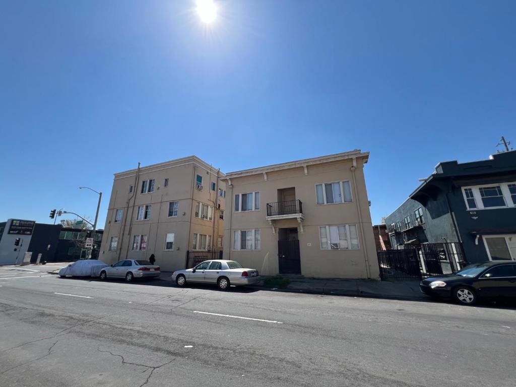 545 N California Street