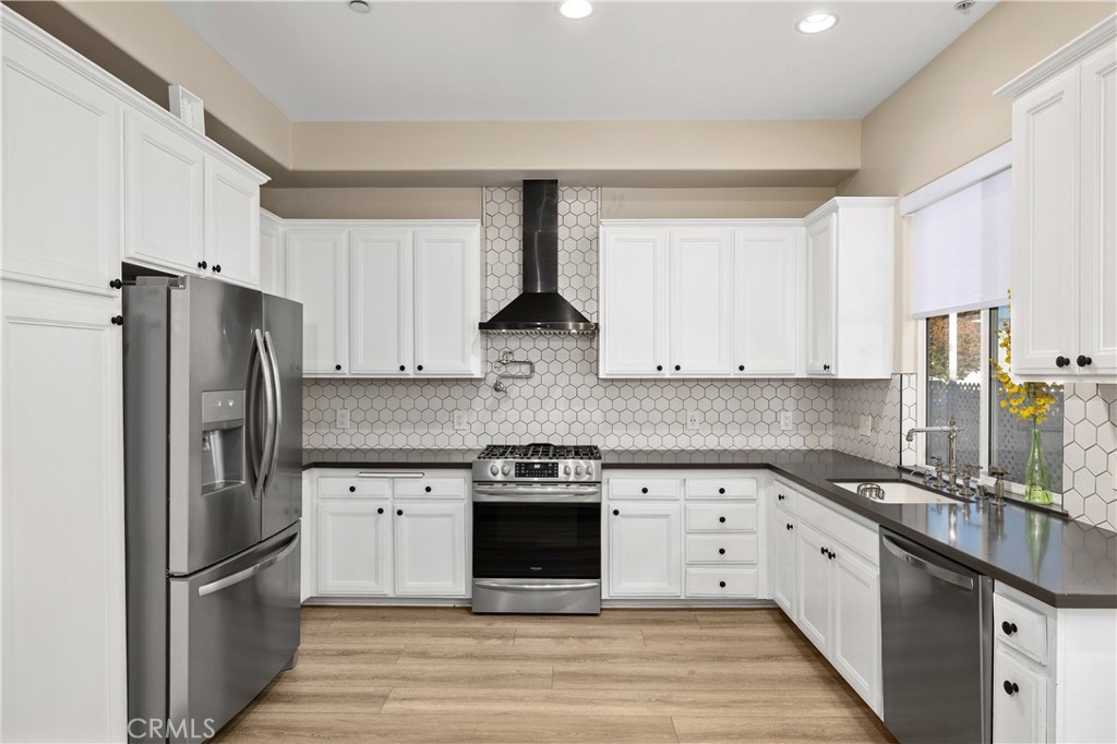 14535 Margate Street 13