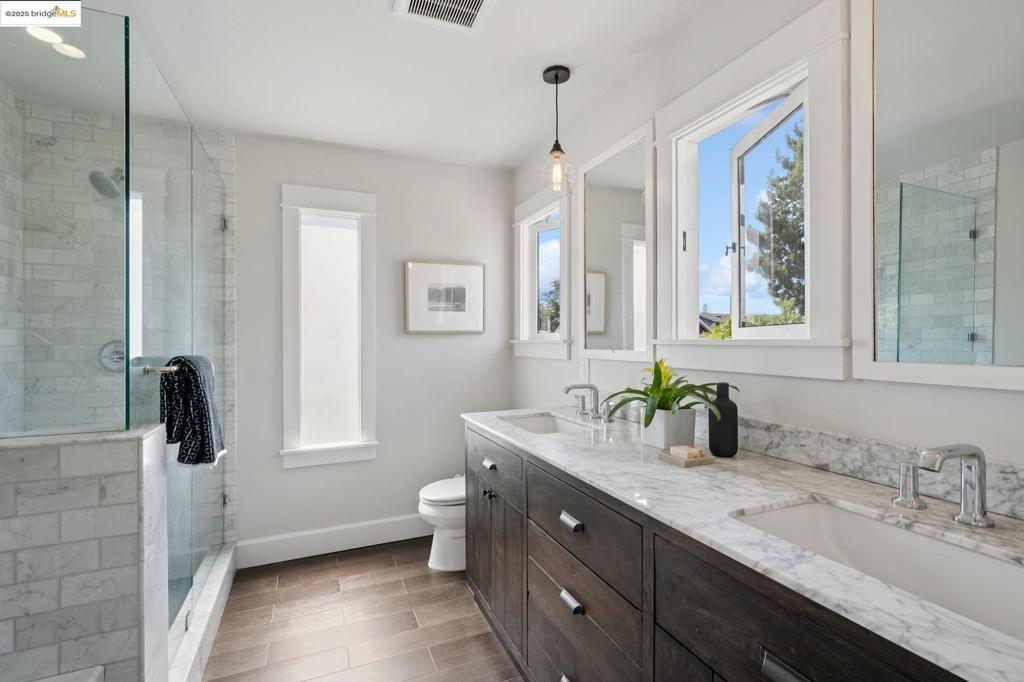 CENTRAL BERKELEY - Residential