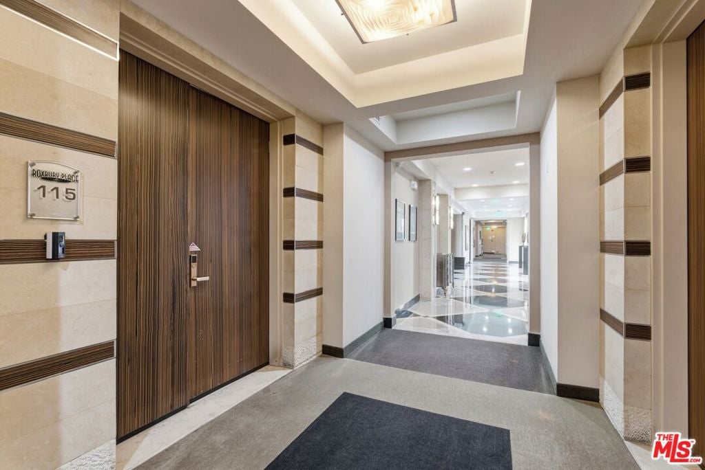 1318 Roxbury Drive 115, Los Angeles CA 90035