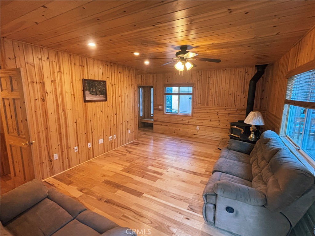 33308 Iris Drive