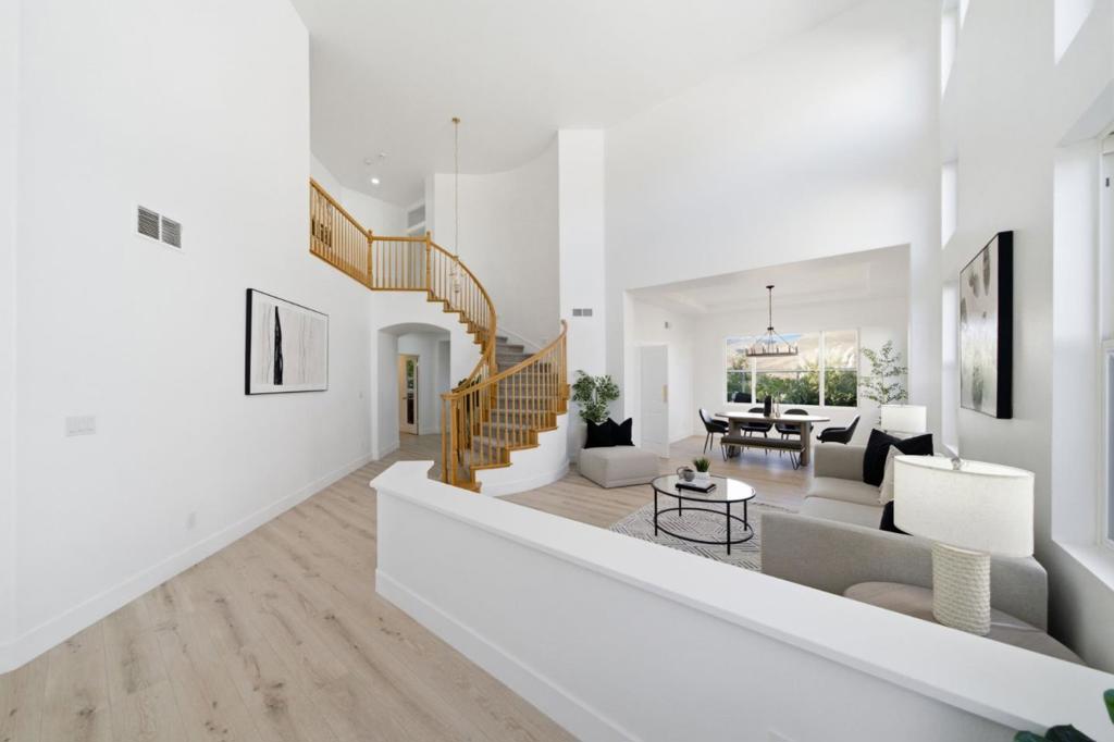 7668 Buckeye Court