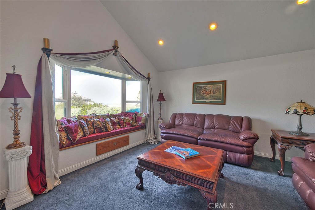 3027 Spyglass
