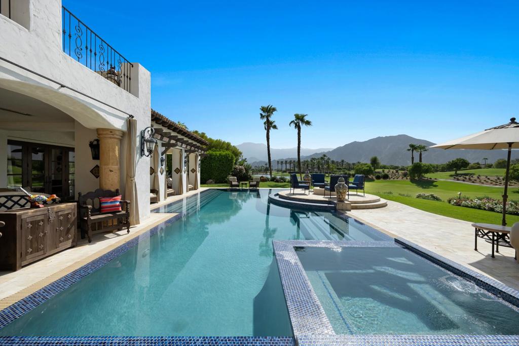 The Hideaway - Residential