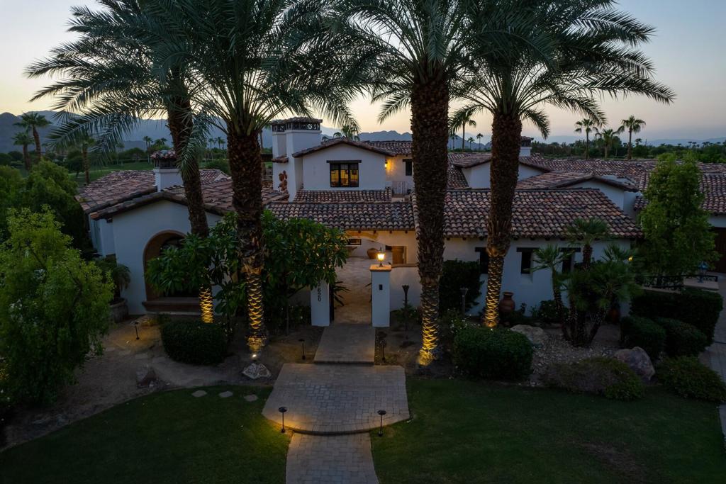 The Hideaway - Residential