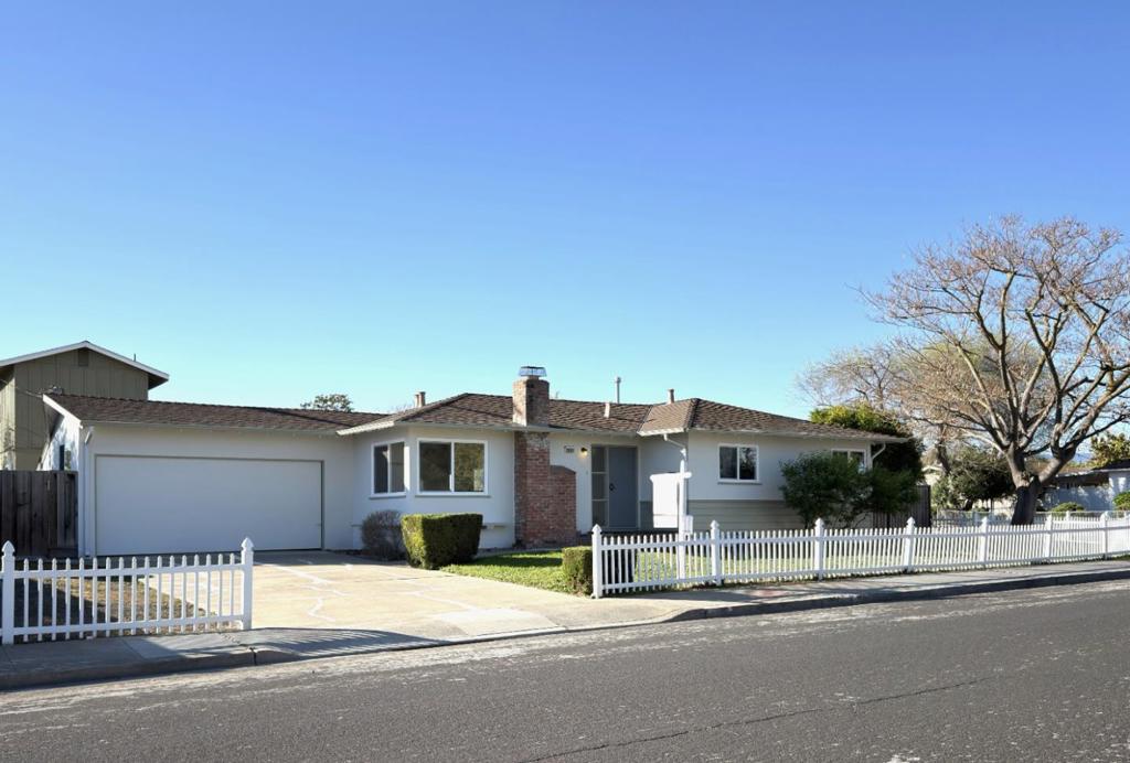 3050 Santa Maria Avenue