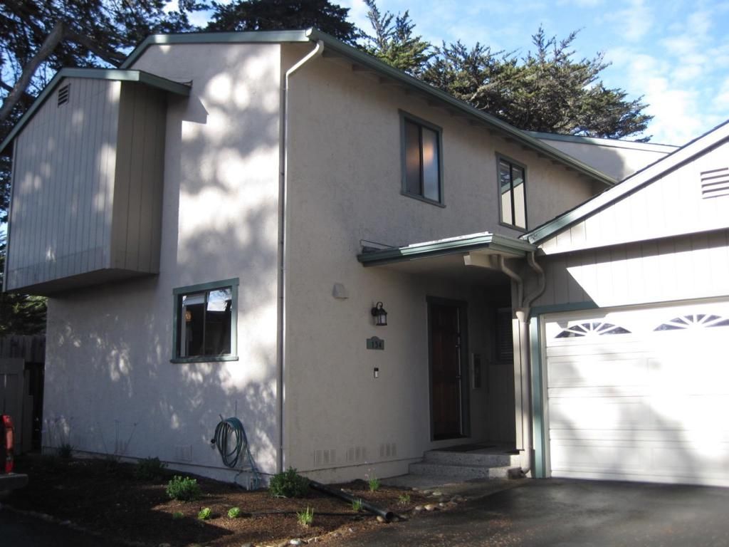 Photo of 134 Cyrpress Grove Court, Marina, CA 93933 (MLS # ML82038771)