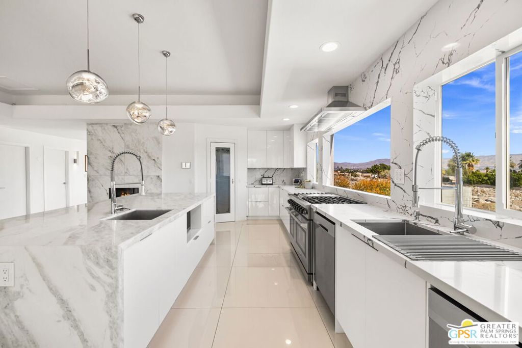 Chino Canyon - Residential