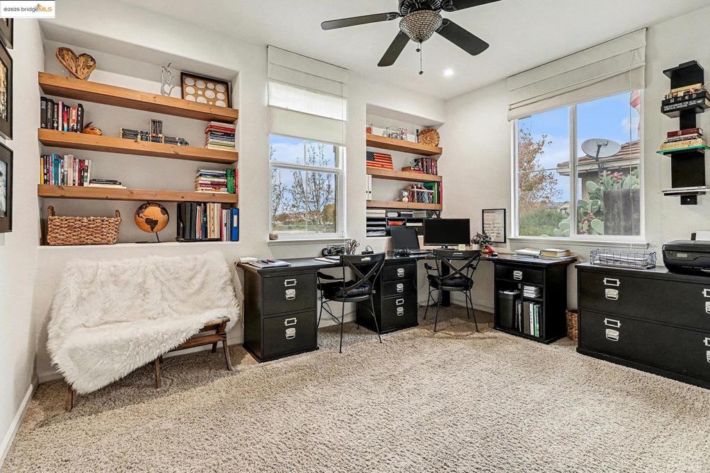 OAKLEY - Residential