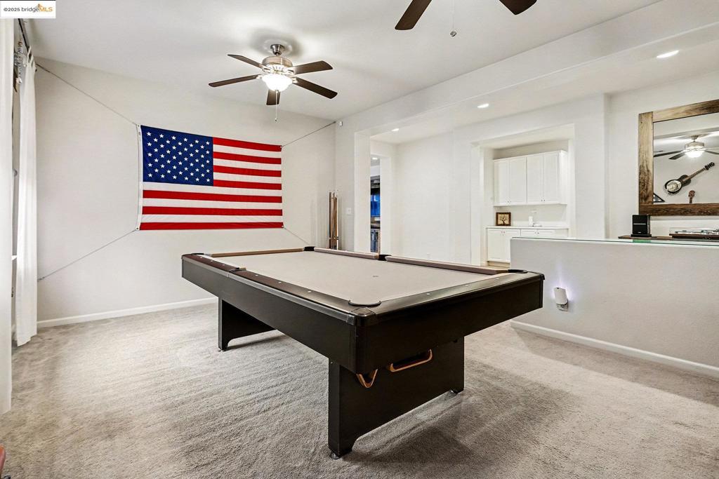 OAKLEY - Residential