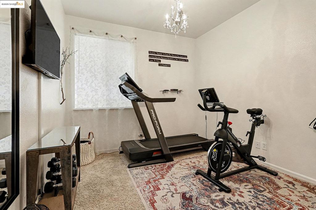 OAKLEY - Residential