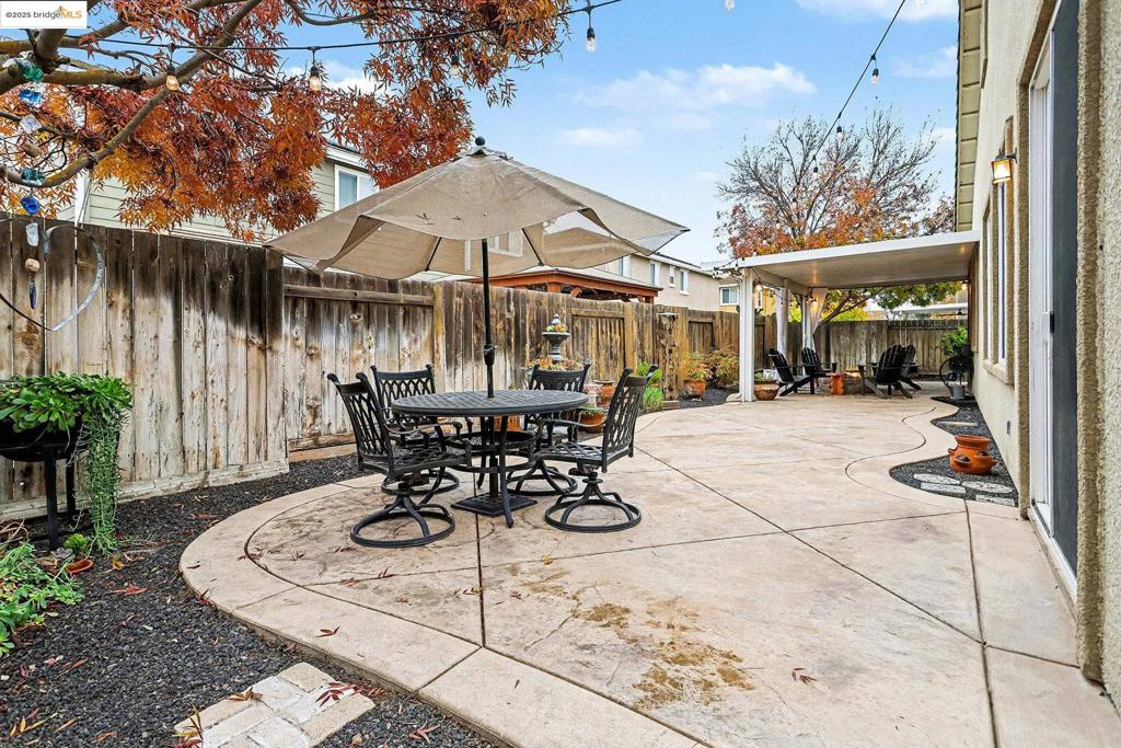 OAKLEY - Residential