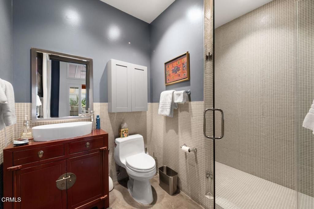listing image 130728138357409619796