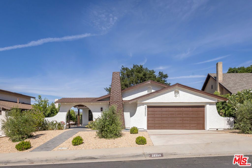 Photo of 29353 Deep Shadow Drive, Agoura Hills, CA 91301 (MLS # 26668411)