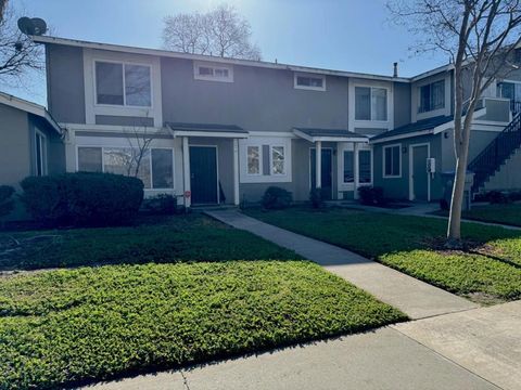 Photo of 1362 Mcquesten Drive #B, San Jose, CA 95122 (MLS # ML82034204)