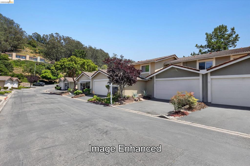 47 Turtle Creek St ST, Oakland CA 94605