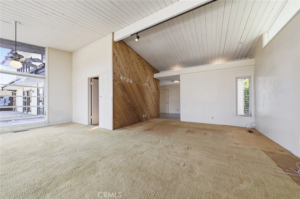 1106 Sandpiper Drive, Corona Del Mar CA 92625 - Photo 12