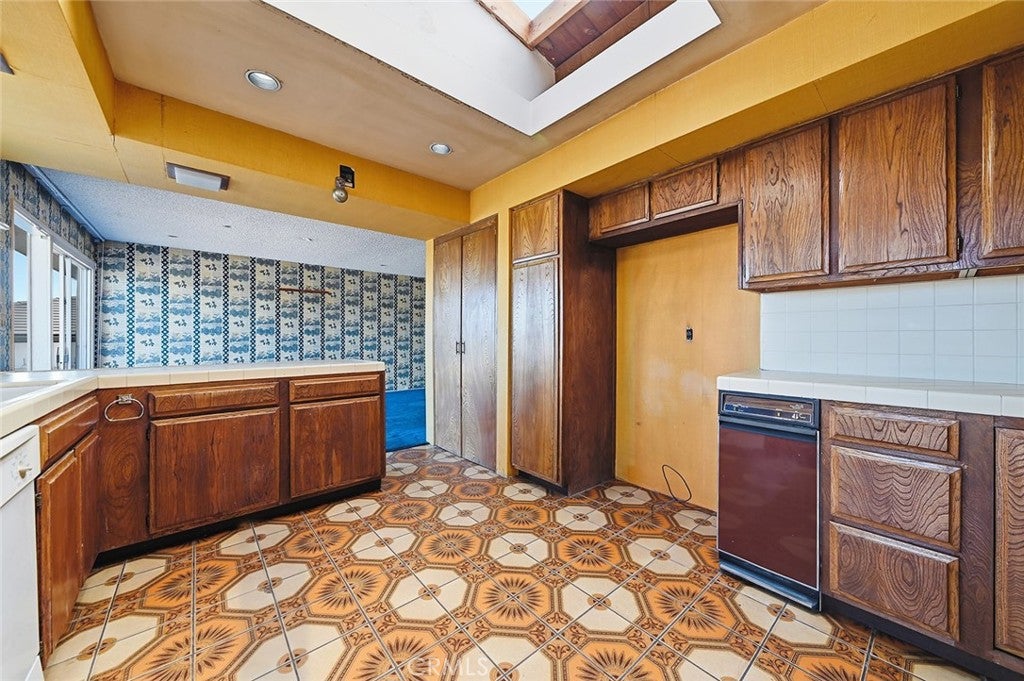 1106 Sandpiper Drive, Corona Del Mar CA 92625 - Photo 18