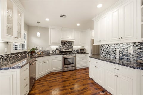 Tiny photo for 1323 Calle Lozano, Camarillo, CA 93012 (MLS # SR26196315)