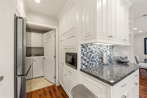Tiny photo for 1323 Calle Lozano, Camarillo, CA 93012 (MLS # SR26196315)