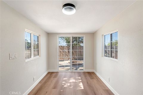 Tiny photo for 1077 Westpark Ln, Corona, CA 92882 (MLS # PW26145763)