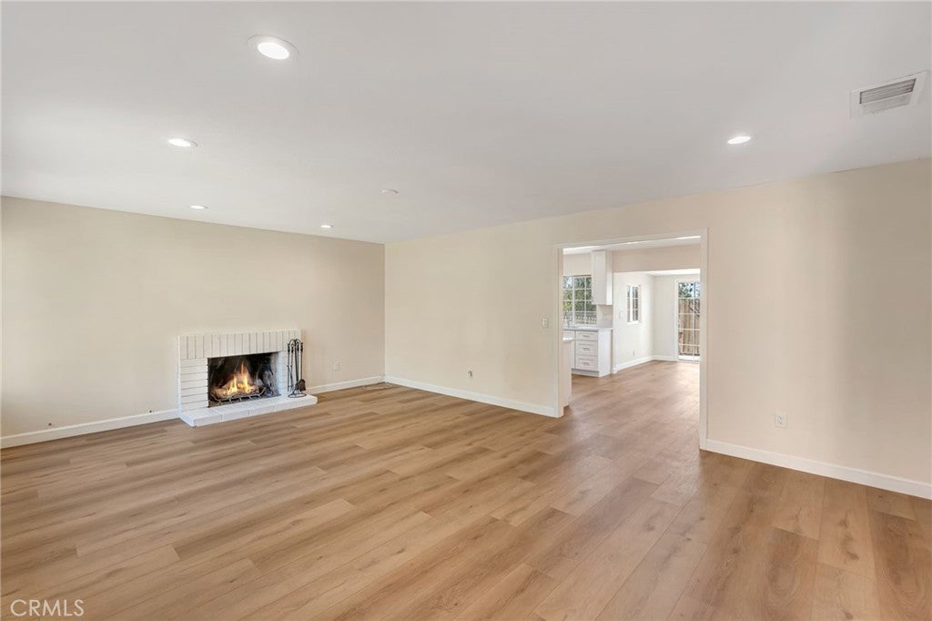 1077 Westpark