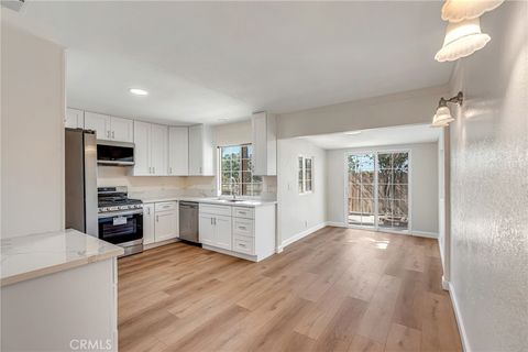 Tiny photo for 1077 Westpark Ln, Corona, CA 92882 (MLS # PW26145763)
