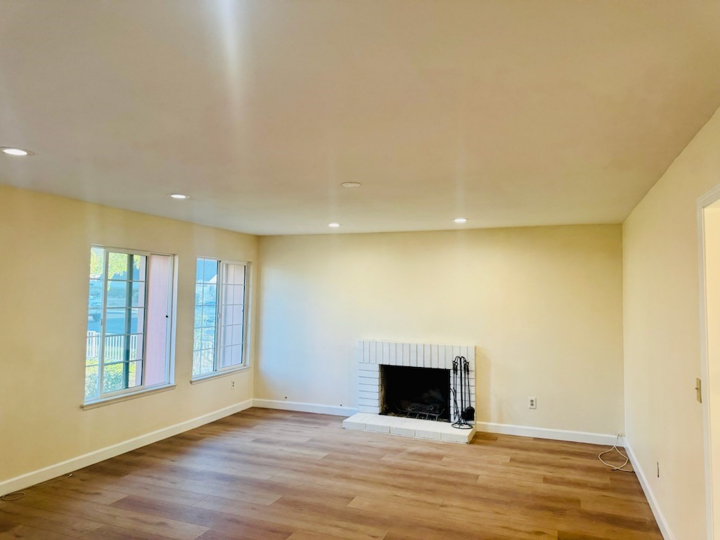 1077 Westpark