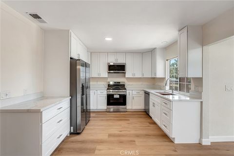 Tiny photo for 1077 Westpark Ln, Corona, CA 92882 (MLS # PW26145763)