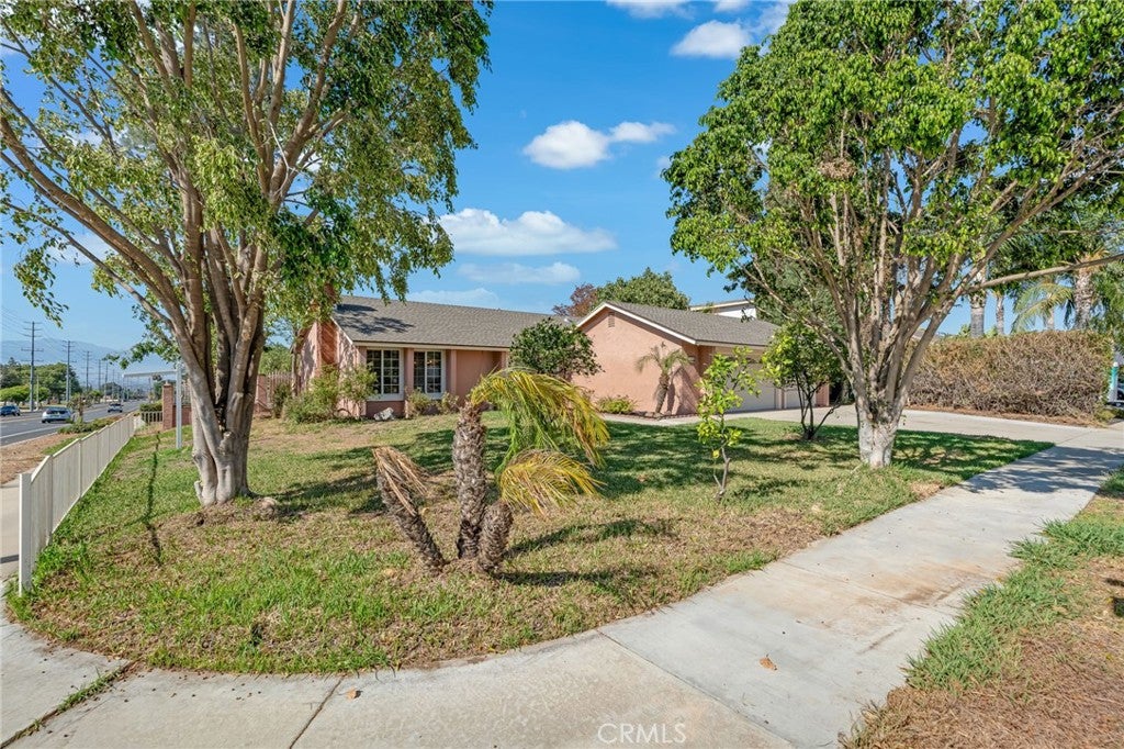 1077 Westpark