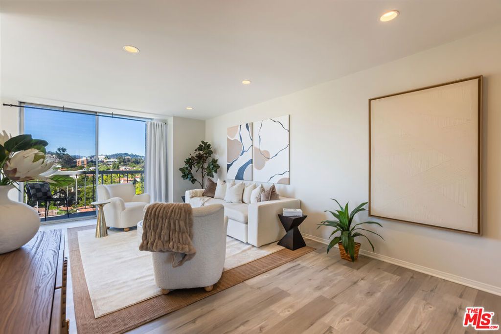 Photo of 10751 Wilshire Boulevard #1009, Los Angeles, CA 90024 (MLS # 25588271)