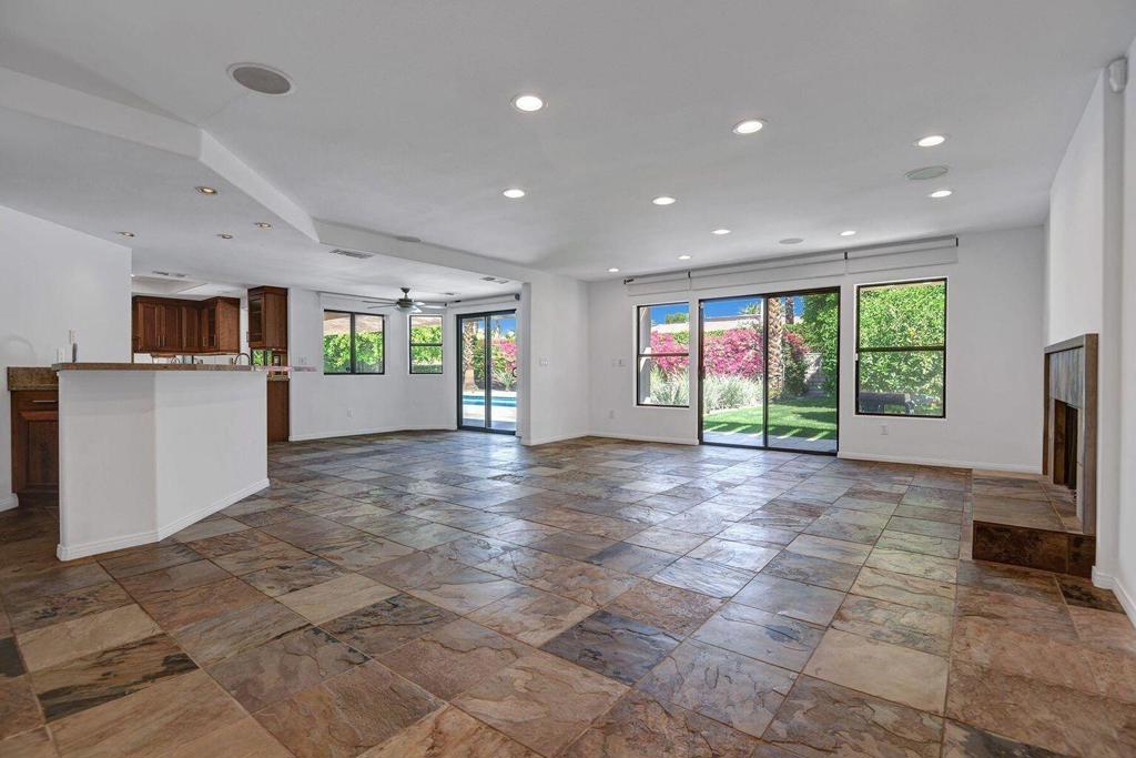 Tamarisk View Estate - Residential Lease