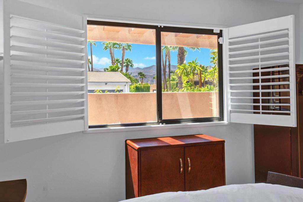 Tamarisk View Estate - Residential Lease