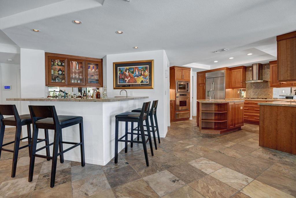 Tamarisk View Estate - Residential Lease