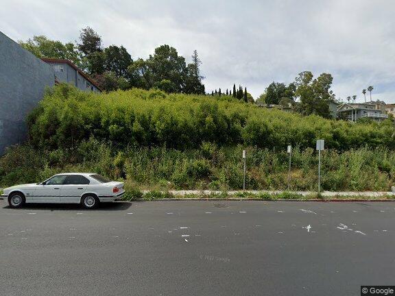 Rare Large lot 18,000sq.ft. in heart of Oakland, Many possibilities for use
