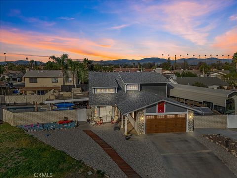 869 Fillmore Court Hemet CA 92543