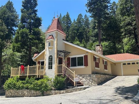 Photo of 27162 State Highway 189, Blue Jay, CA 92317 (MLS # IV25231305)