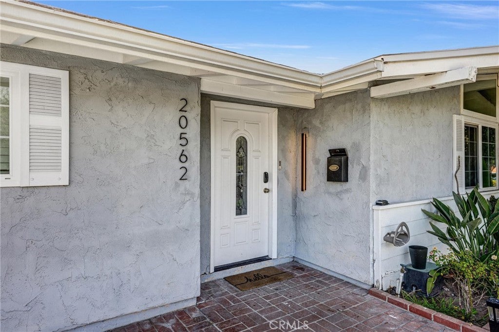 20562 Skouras DR, Winnetka CA 91306