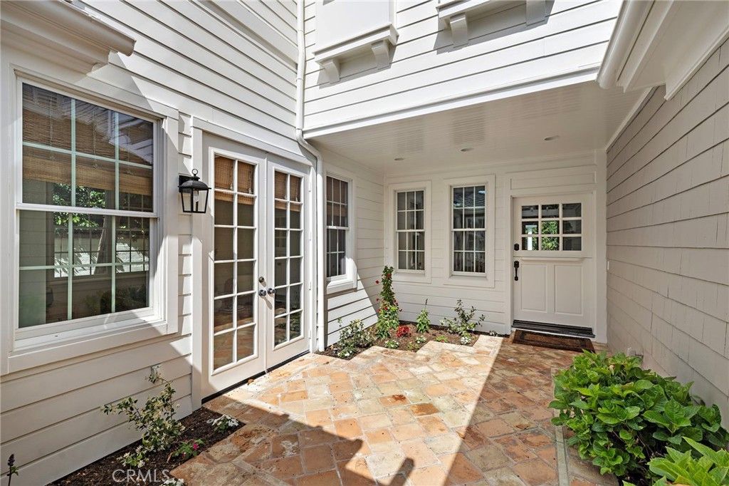 Photo of 10 Cape Andover, Newport Beach, CA 92660 (MLS # NP26085553)