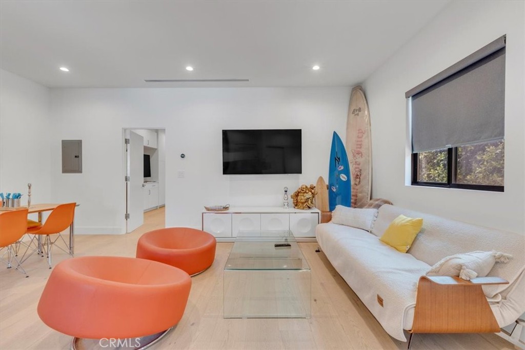 This stunning new construction 1 bed, 1 bath home in Sherman Oaks offers 772 sq ft of stylish modern living, featuring high ceilings, sleek wood flooring, and an open-concept layout that blends the kitchen, dining, and living areas seamlessly. The designer kitchen boasts stainless steel appliances including a refrigerator, dishwasher, oven, and microwave, along with ample cabinetry and chic stone backsplash. The spacious bedroom flows into a contemporary bathroom with a walk-in shower and modern fixtures, while the convenience of an in-unit washer and dryer makes daily living effortless. Outside, enjoy a private, fenced-in patio space perfect for morning coffee or evening relaxation. With street parking, small pets allowed, and a location close to shopping, dining, and freeway access, this home is ready for you to move in and enjoy.