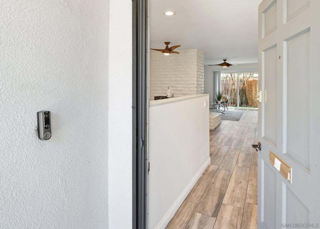 812 E Washington Ave A