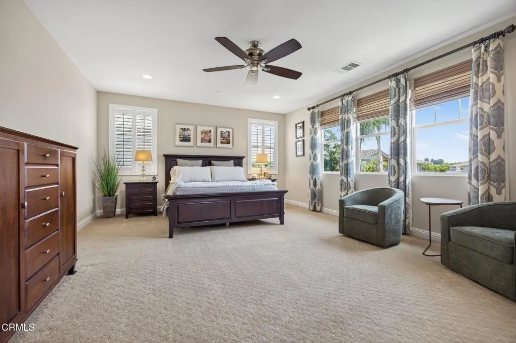 Camarillo, California 93012, United States, 5 Bedrooms Bedrooms, ,4 BathroomsBathrooms,Residential,Pending,186378