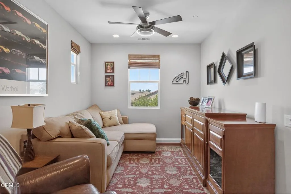 Camarillo, California 93012, United States, 5 Bedrooms Bedrooms, ,4 BathroomsBathrooms,Residential,Pending,186378