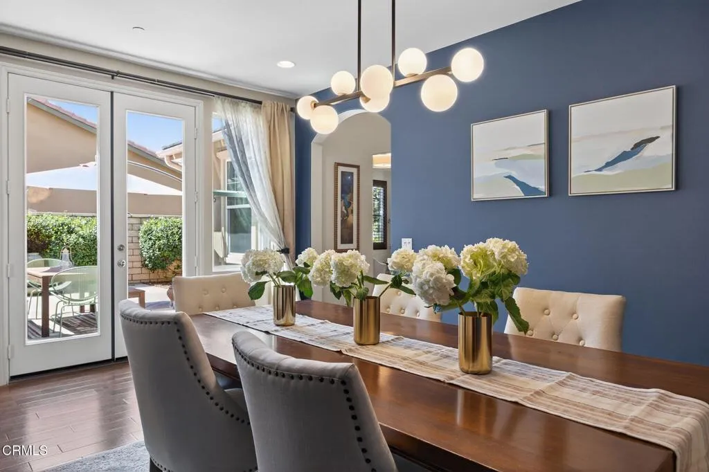 Camarillo, California 93012, United States, 5 Bedrooms Bedrooms, ,4 BathroomsBathrooms,Residential,Pending,186378