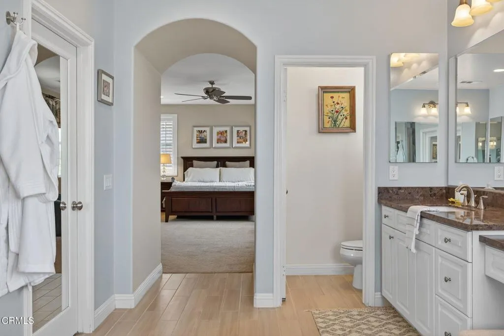 Camarillo, California 93012, United States, 5 Bedrooms Bedrooms, ,4 BathroomsBathrooms,Residential,Pending,186378