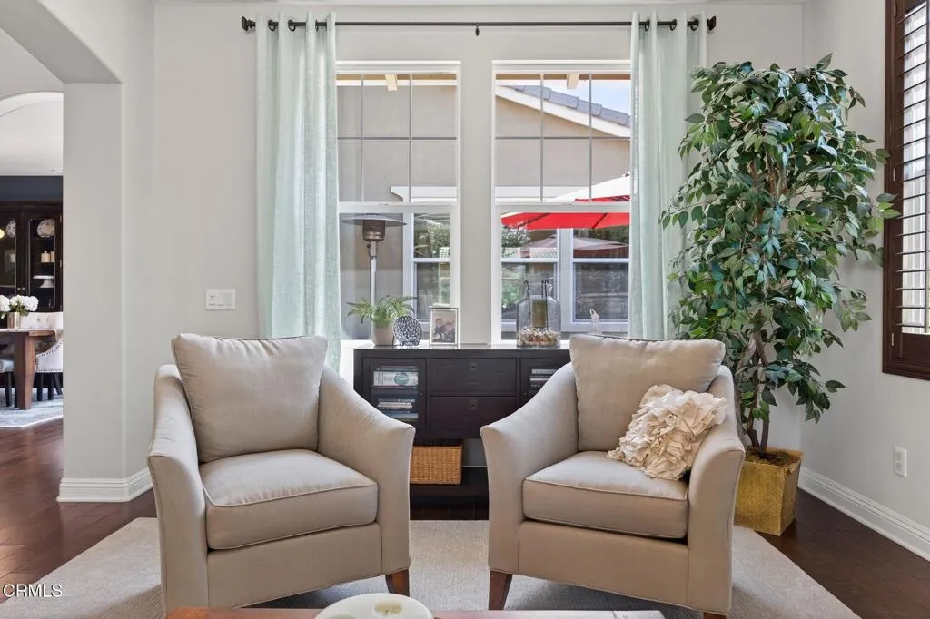 Camarillo, California 93012, United States, 5 Bedrooms Bedrooms, ,4 BathroomsBathrooms,Residential,Pending,186378