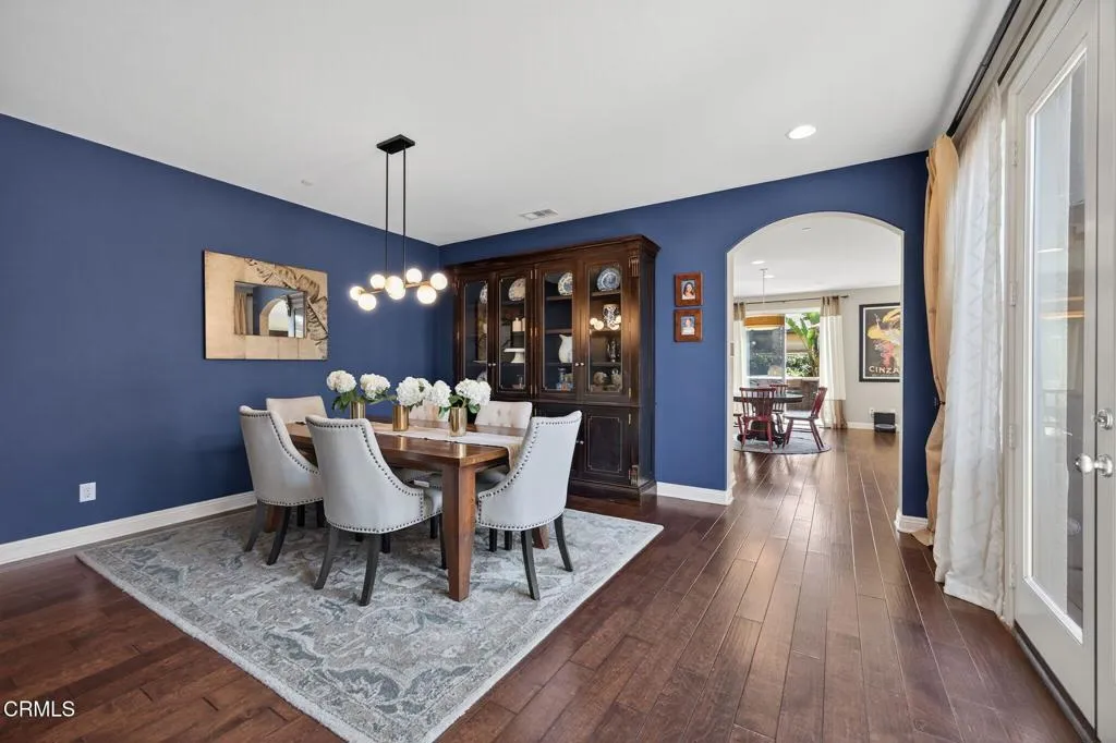 Camarillo, California 93012, United States, 5 Bedrooms Bedrooms, ,4 BathroomsBathrooms,Residential,Pending,186378