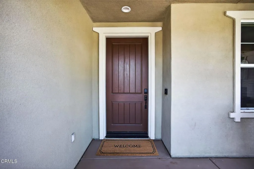 Camarillo, California 93012, United States, 5 Bedrooms Bedrooms, ,4 BathroomsBathrooms,Residential,Pending,186378