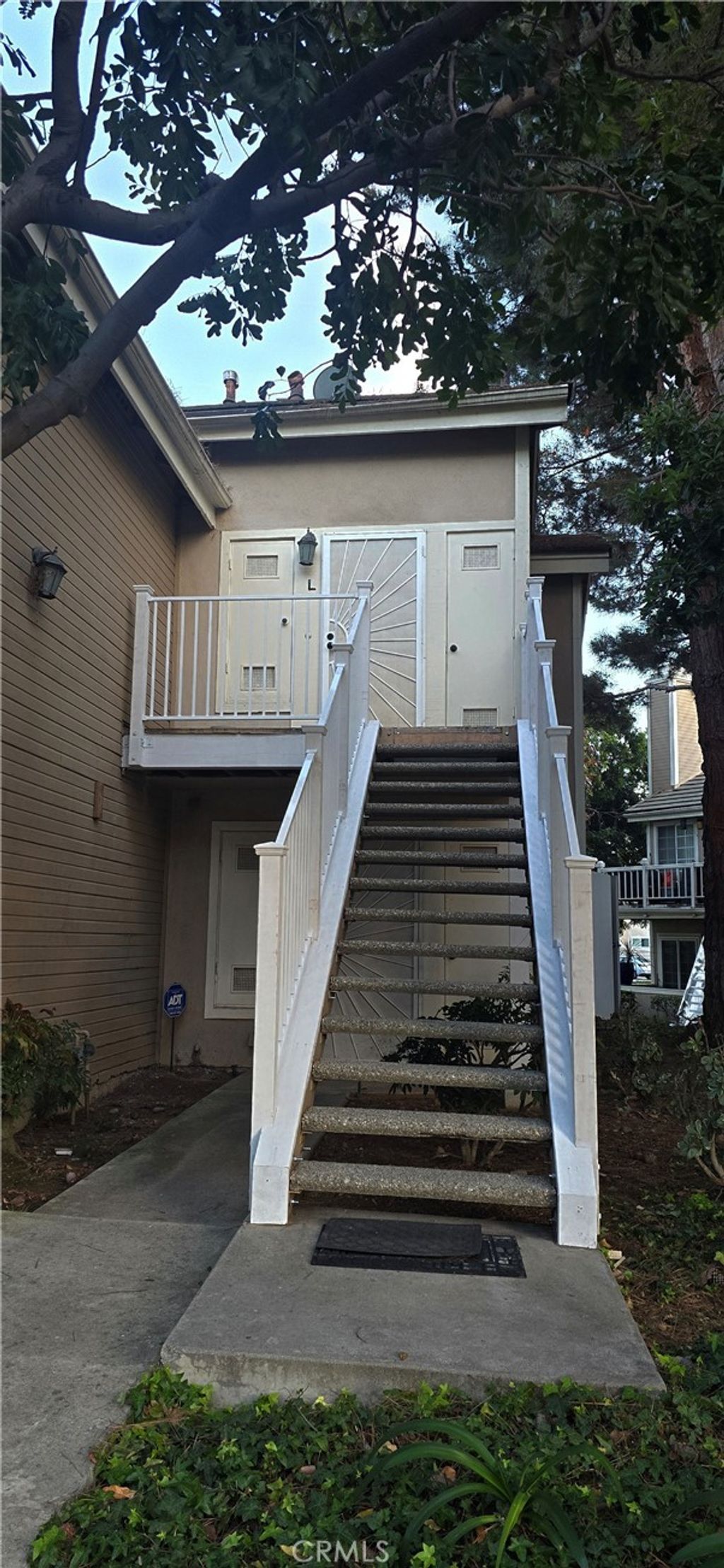 Photo of 8718 Weybridge Pl, Inglewood, CA 90305 (MLS # PW25274276)